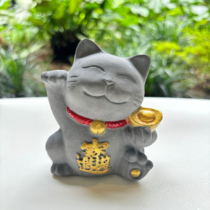 Maneki-Neko (Lucky Cat) Vibrant Aroma Stones Black Color